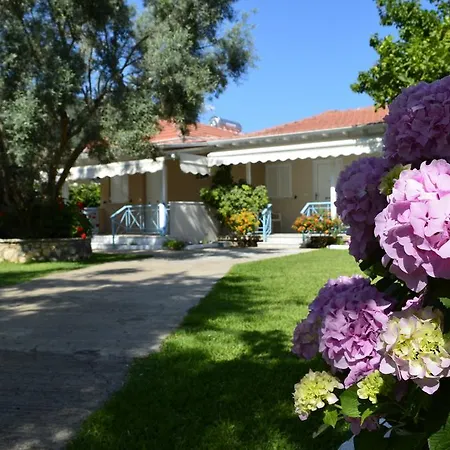 Holiday home Aelia House