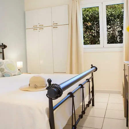 Holiday home Aelia House *
