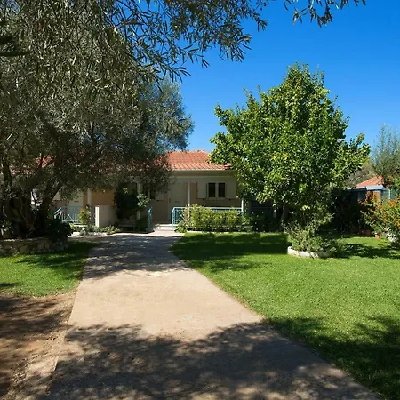 Aelia House Holiday home