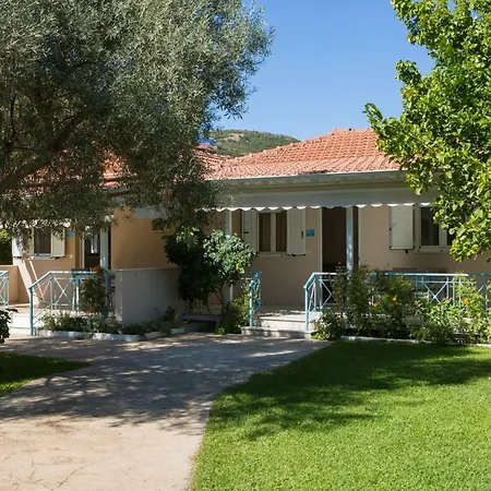 Holiday home Aelia House